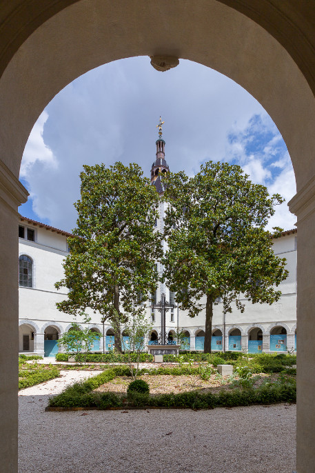 Grand Hôtel Dieu - Aménagement des cours et jardins 2